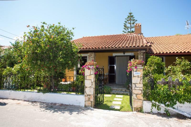 Villa Tina Acharavi  Exterior photo